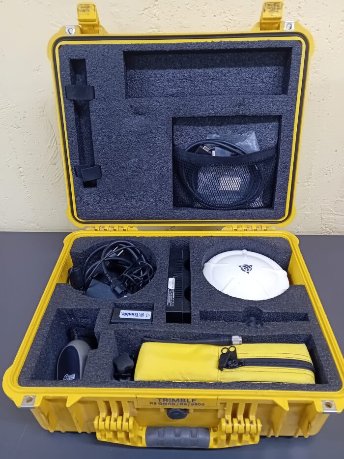 Μεταχειρισμένος δέκτης Trimble R8_2 w/TSC2